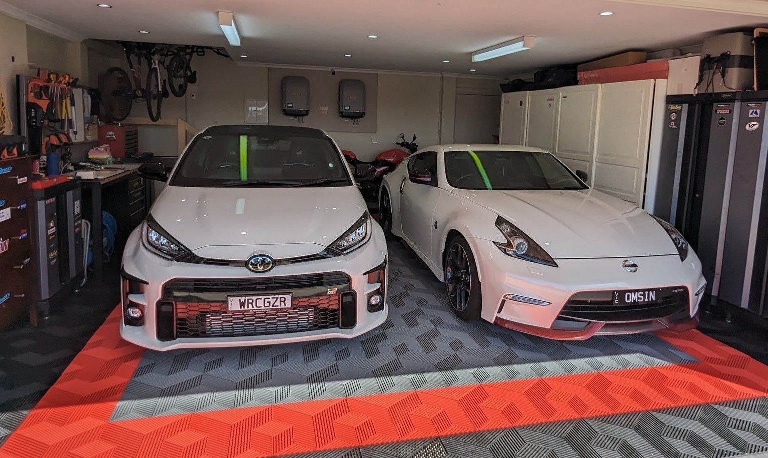 Factory 40*40cm 3D Newgarage floor tiles plastic PP Garage Flooring for workshop
