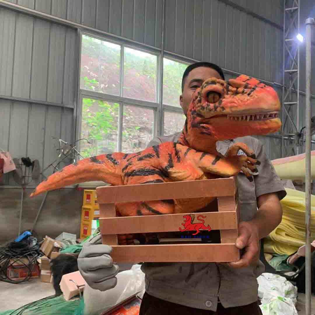 Custom Realistic Dinosaur Hand Puppet , Theme Park T Rex Hand Puppet