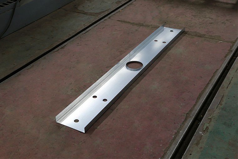 Highly Efficient Steel Profile Stud And Track Roll Forming Machine 18 Station