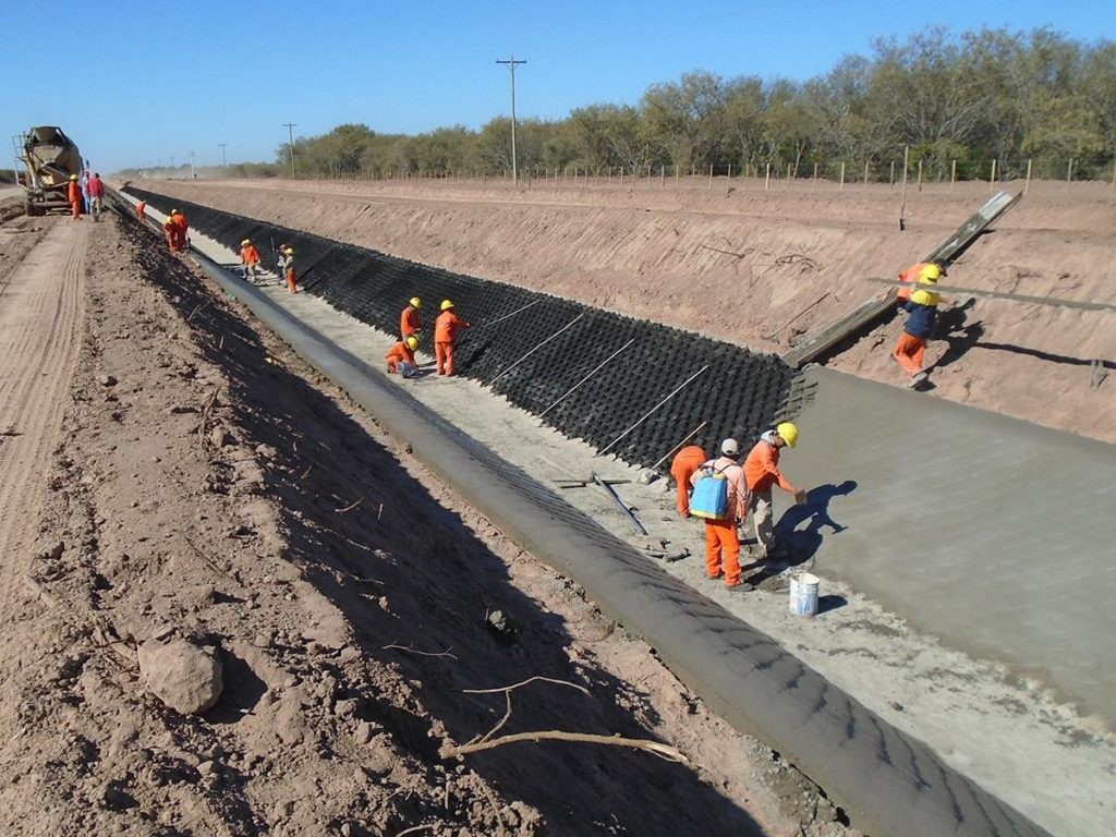 Driveway Gravel Grid Geocell For Soil Stabilization Retaining Walls HDPE Geocell Green Color