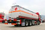 Large Capacity 8x4 FAW Diesel Fuel Storage Tank Truck Euro III Red Color