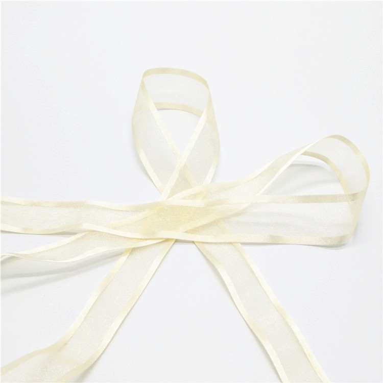 Customized Wide Curling Ribbon , High Color Fastness Satin Edge Ribbon