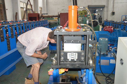 Standing Beam Roof Panel Roll Forming Machine 4 - 8m / min 16 Stations