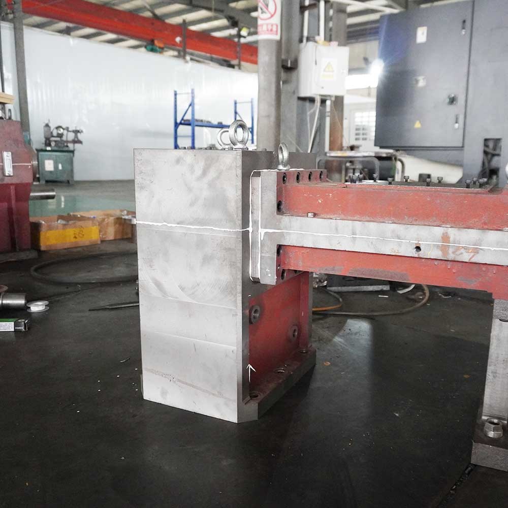 Customizable Torque Levels Extruder Parts Gear Box , Twin Screw Extruder Gearbox