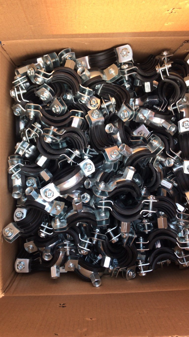 EPDM Rubber Lined Heavy Duty Pipe Clamp M8/M10 Ring Clamp for Support System