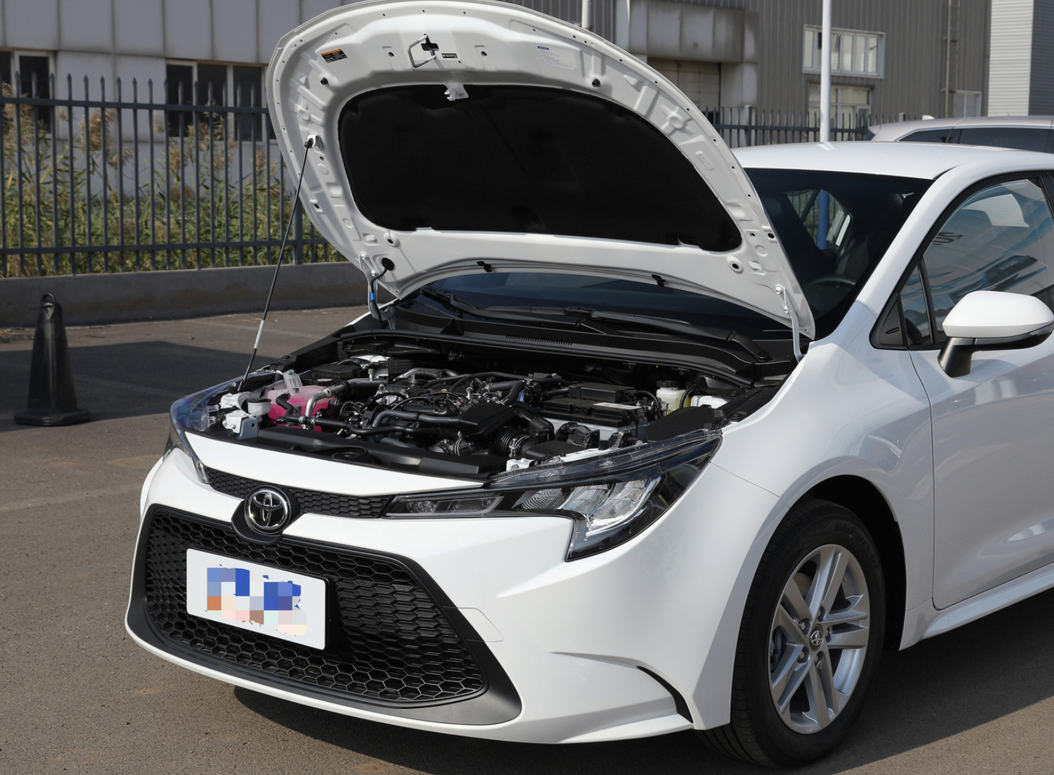 Toyota LEVIN 2022 TNGA 1.5L CVT Luxury Version Gasoline Car 1.5L 121HP L3