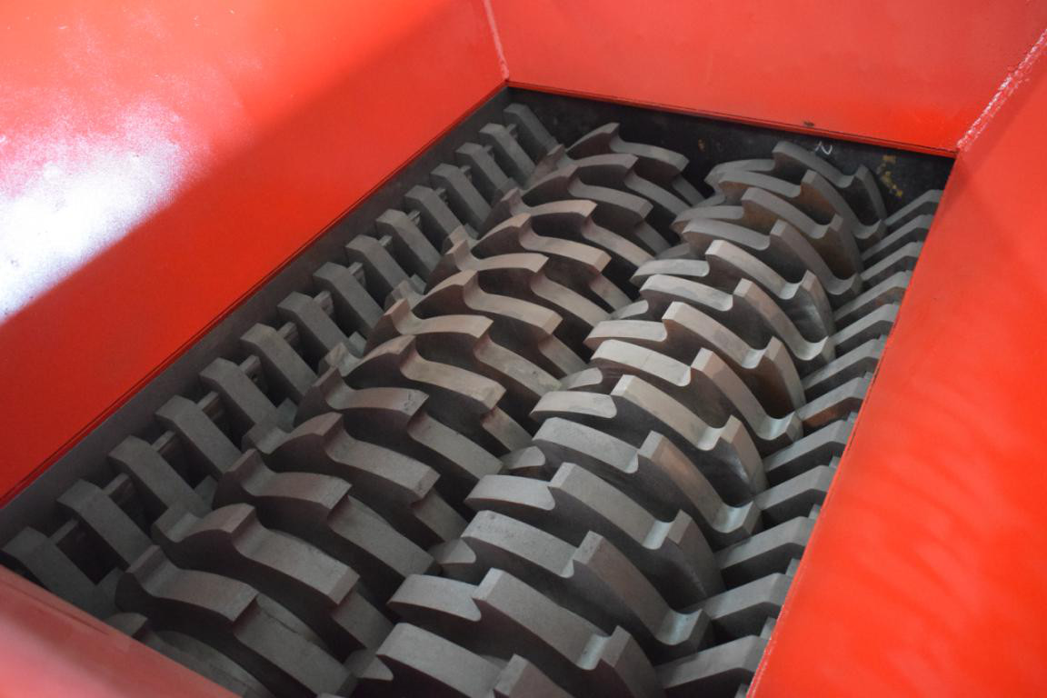 Aluminum Shredder/ Copper Wire Shredder / Scrap Copper Wire Shredder SMALL METAL SHREDDER