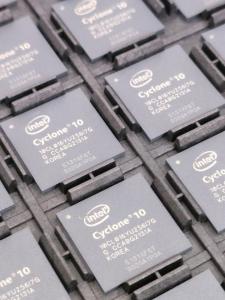 Quality 10CL016YU256I7G Ic Integrated Circuit BGA256 New And Original Genuine wholesale
