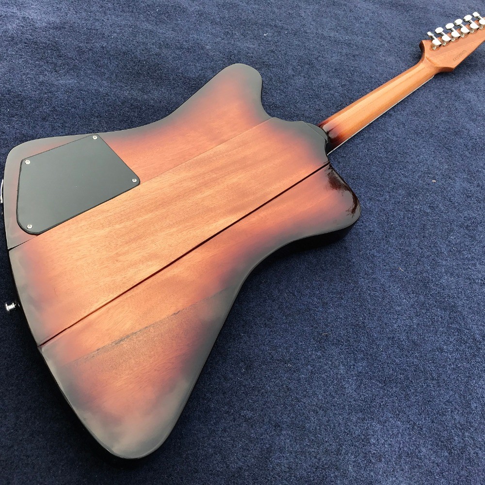 Custom Shop Electric Guitar with Long Verson Maestro Vibrola Flamed Maple Guitar