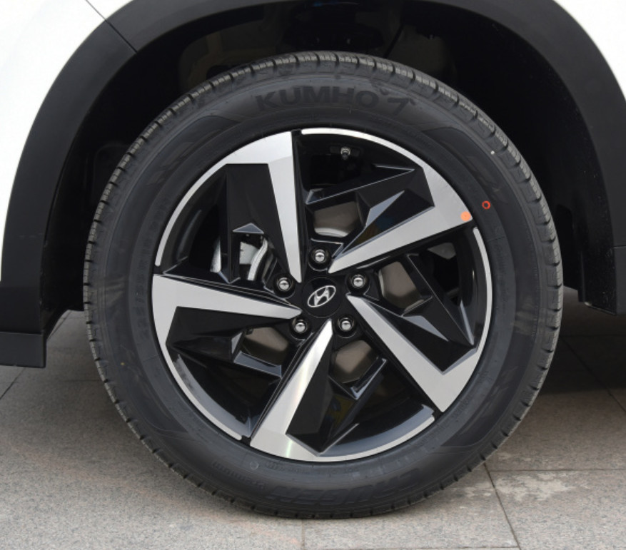 Beijing Hyundai Ix35 2021 240TGDi DCT 2WD TOP Flagship Edition Compact SUV 2.0L 140HP L4