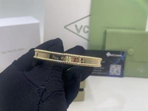 Quality Van Cleef &amp; Arpels PerléE Signature Bracelet Medium Model 18K yellow gold wholesale