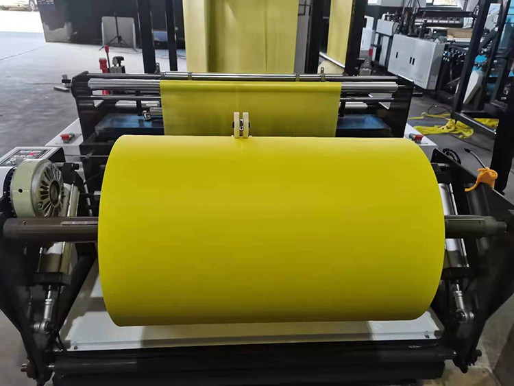 Automatic Polypropylene T-shirt Bag Cut Nonwoven Vest Bag Making Machine