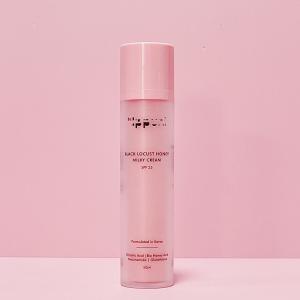 Quality Pink Round Twist Up Airless Cosmetic Pump Bottles 50ml 100ml wholesale