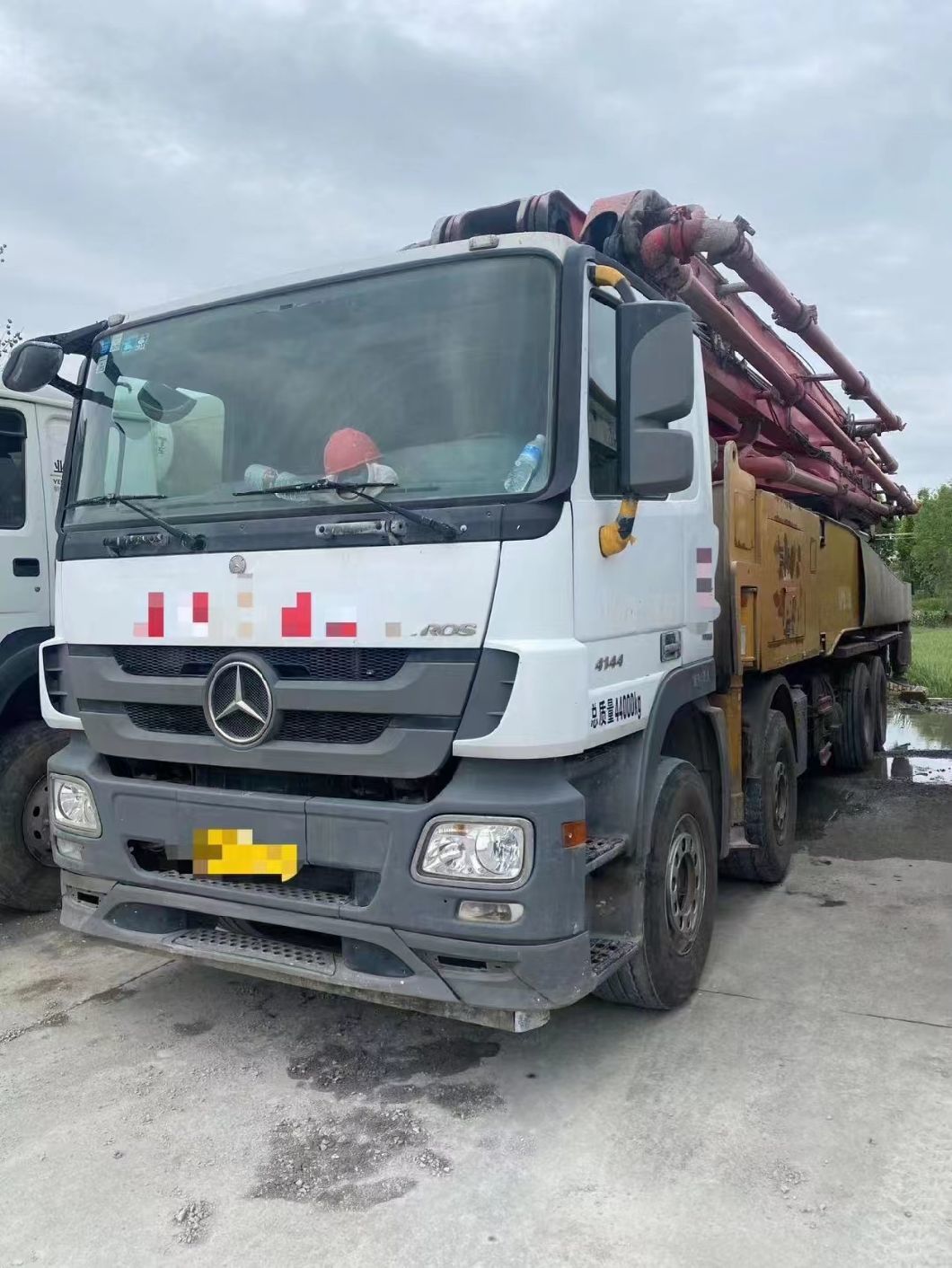 Good Performance Long Boom Pump Sy 56m Concrete Pump Placing Beton Equipments Benz Chassis 90% Near New Pump