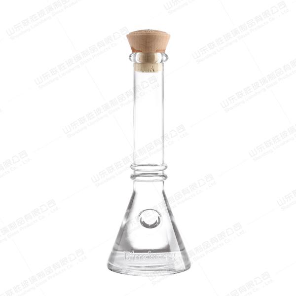 Customized Color Tower Shape Glass Bottle for Whiskey Vodka and Spirits 750ML