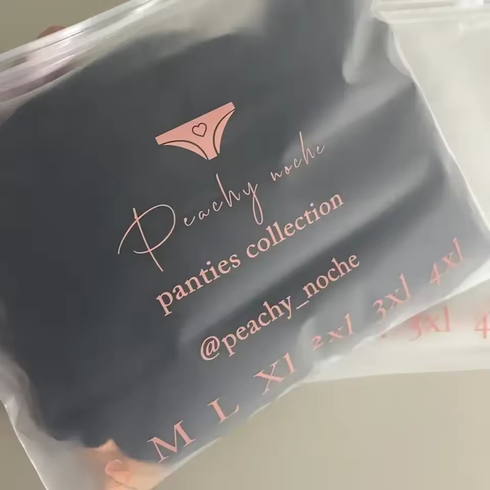 Unique Customizable Bag With Zipper For Products Packaging