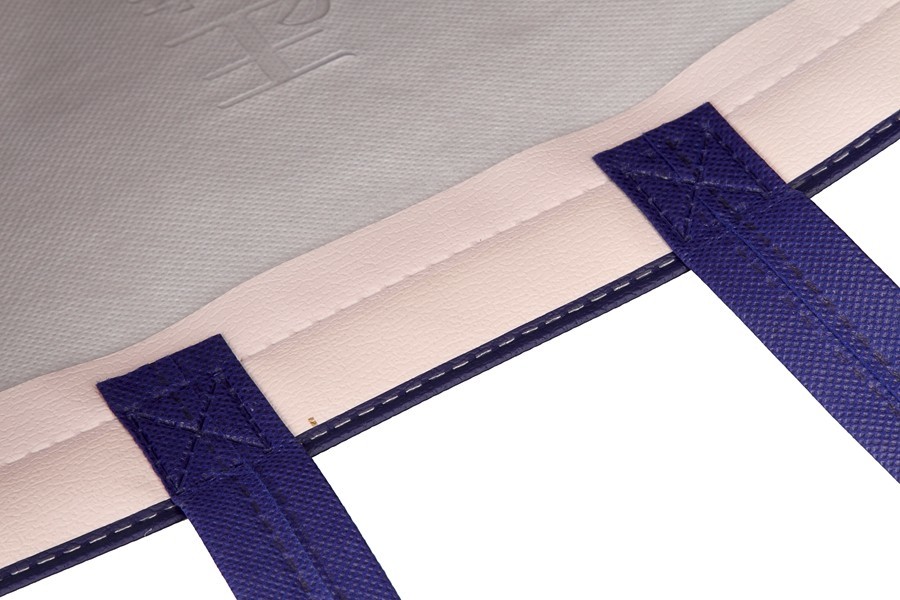 Factory handmade man sewing non woven shopping bag