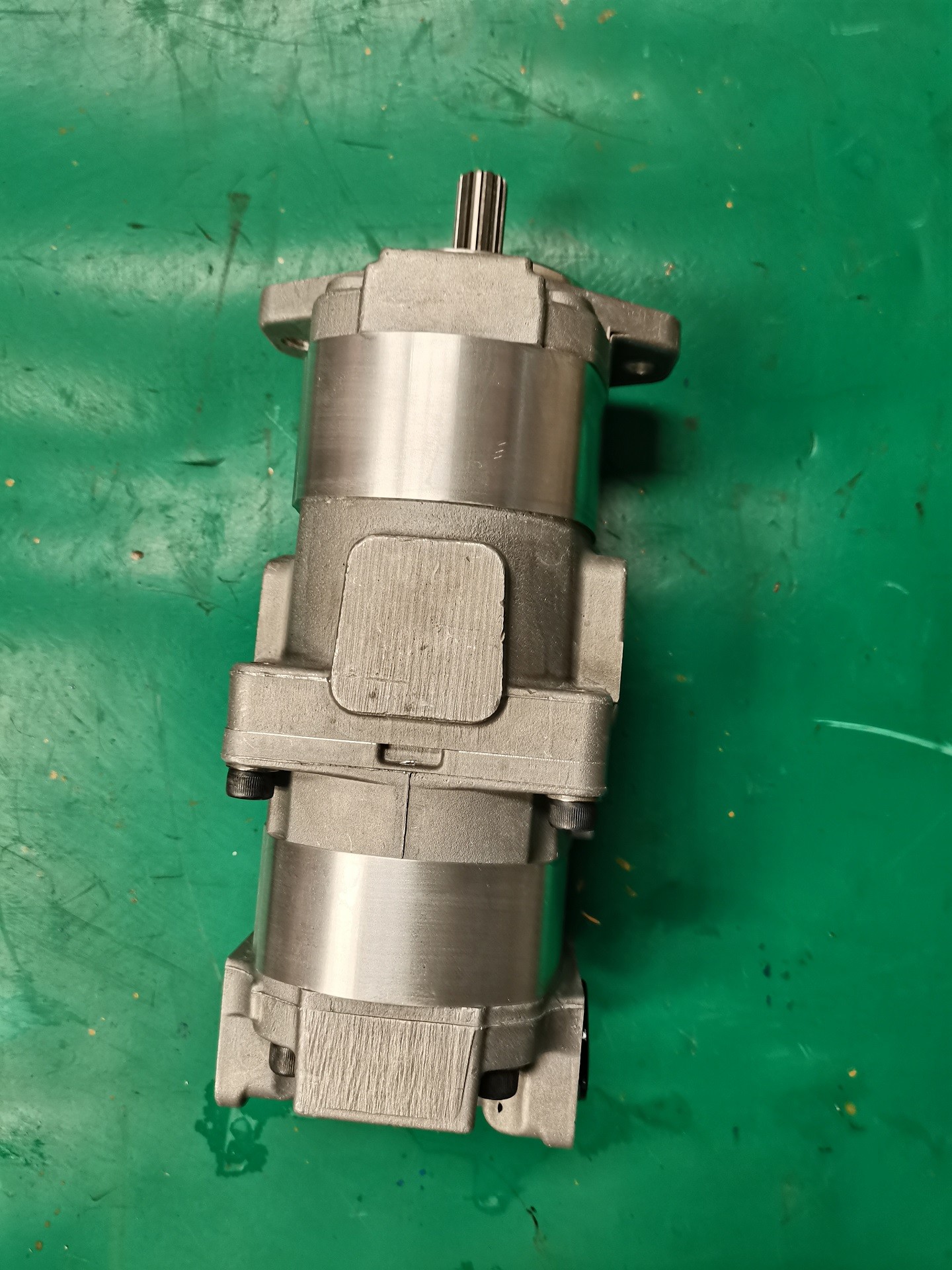 705-51-20300 SAL50+40 2+2 Komatsu Gear Pump Wheel Loaders WA250 WEIGHT:13.922 kgs