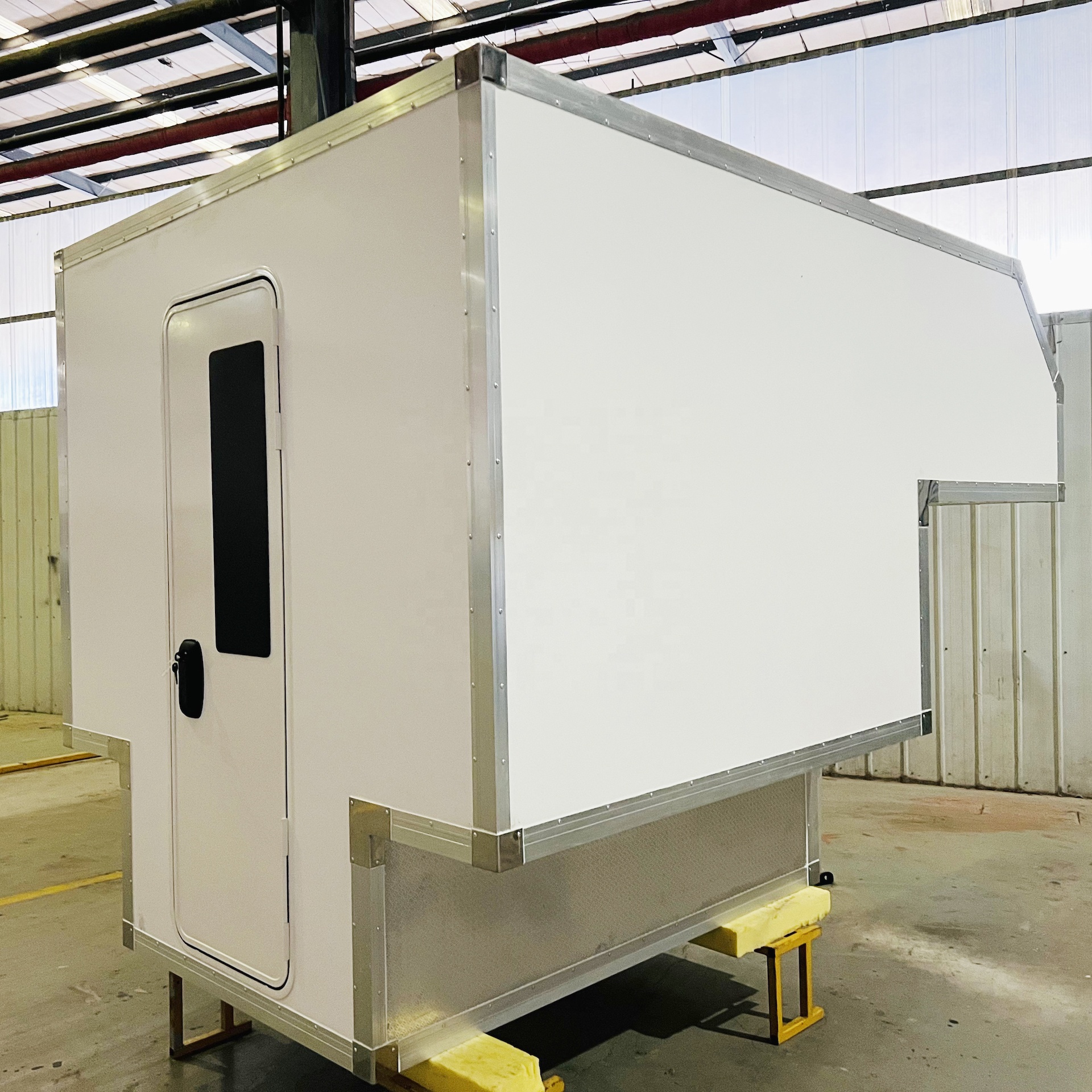 OEM No. Camper Caravan The Perfect Freedom-Discovering Motorhome for Easy Application