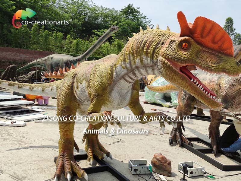 Weatherproof Life Size Animatronic Dinosaurs Animatronic Dilophosaurus 5meters