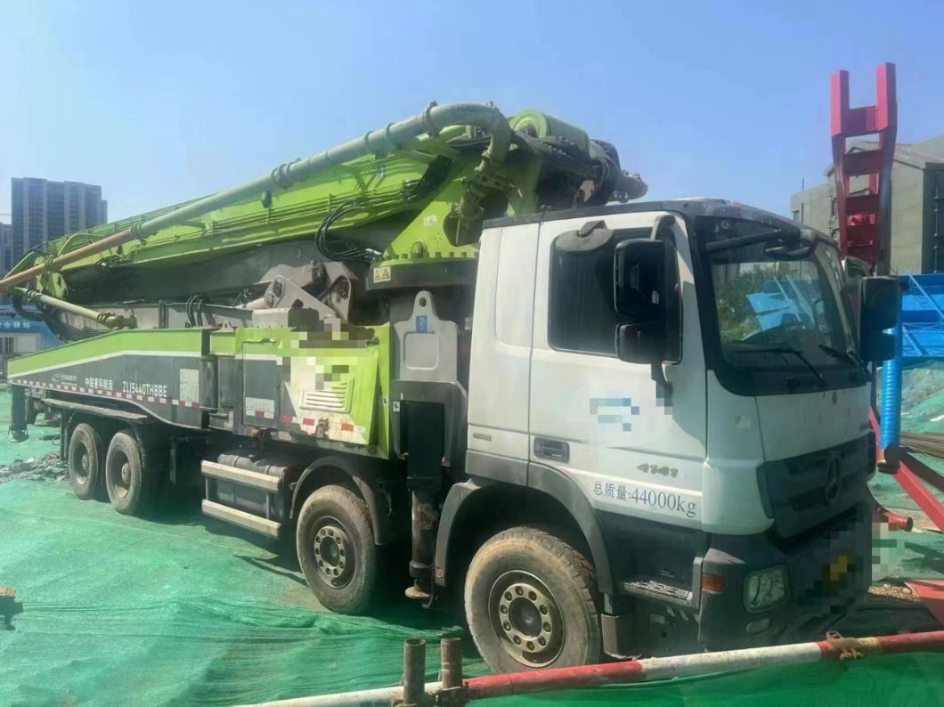 2020 Zoomlion 56m Concrete Pump Truck on Mercedes Benz Heavy Equipment Truck Mounted Pump Construction Machinery