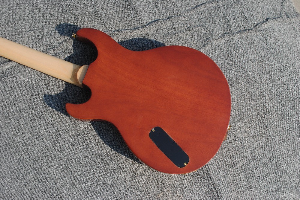High-grade customized jazz six-string electric guitar double knife hole half-hollow electric guitar in wood color