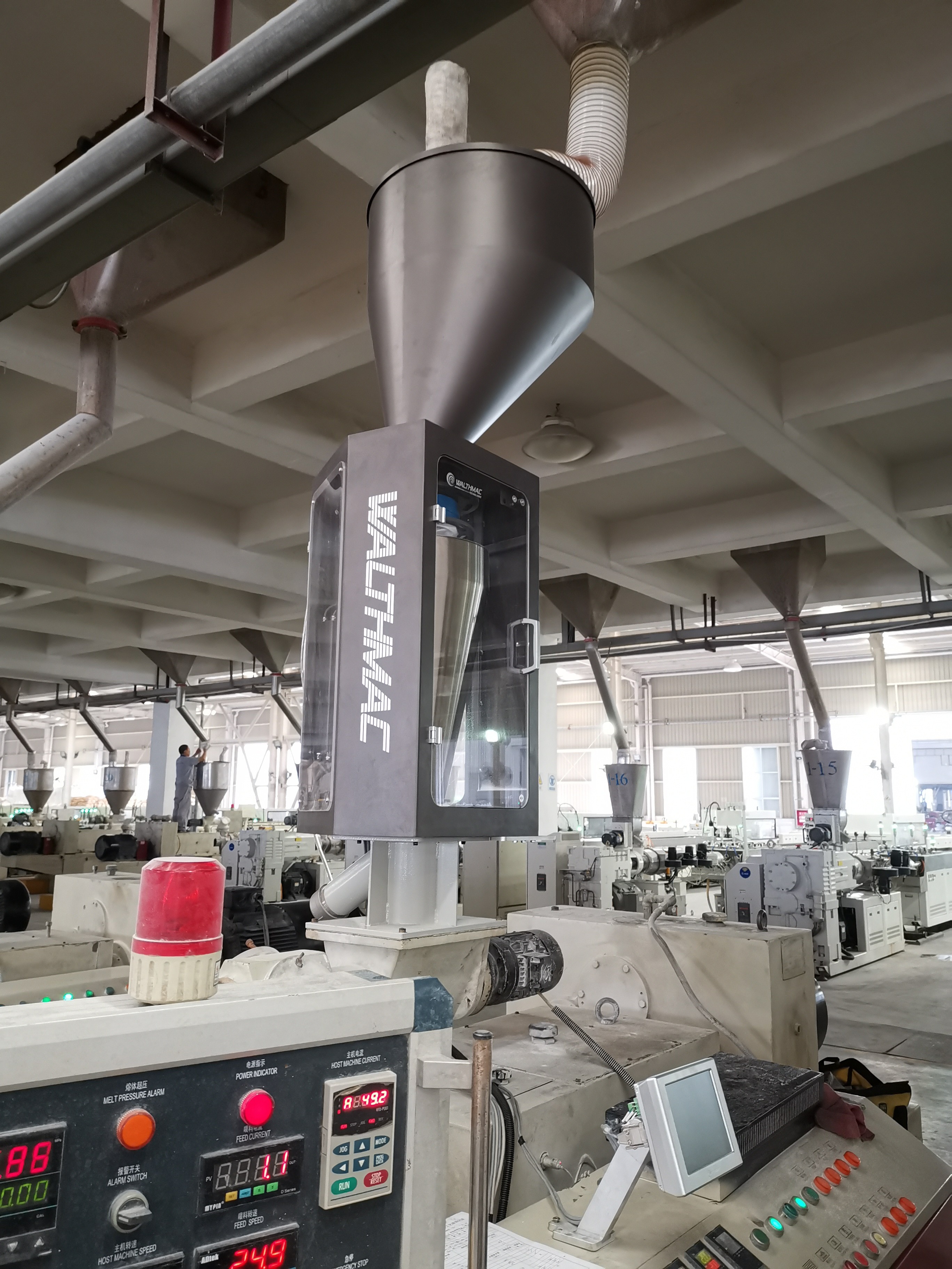 Powder Filling Twin Screw Feeder For Extrusion AC 220V