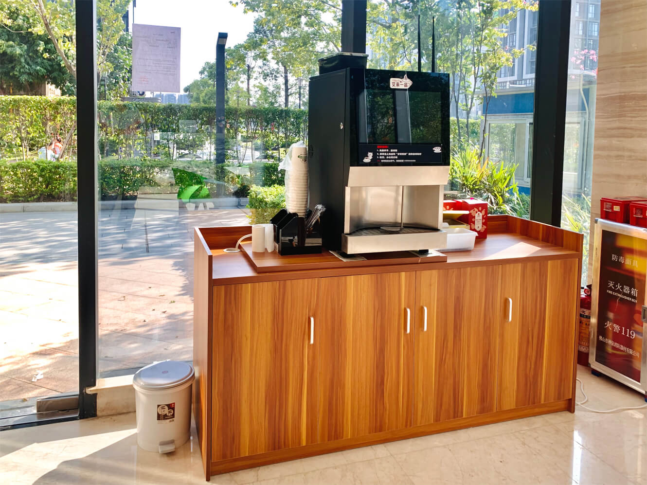 Metal Steel Automatic Cappuccino Vending Machine MDB Protocol