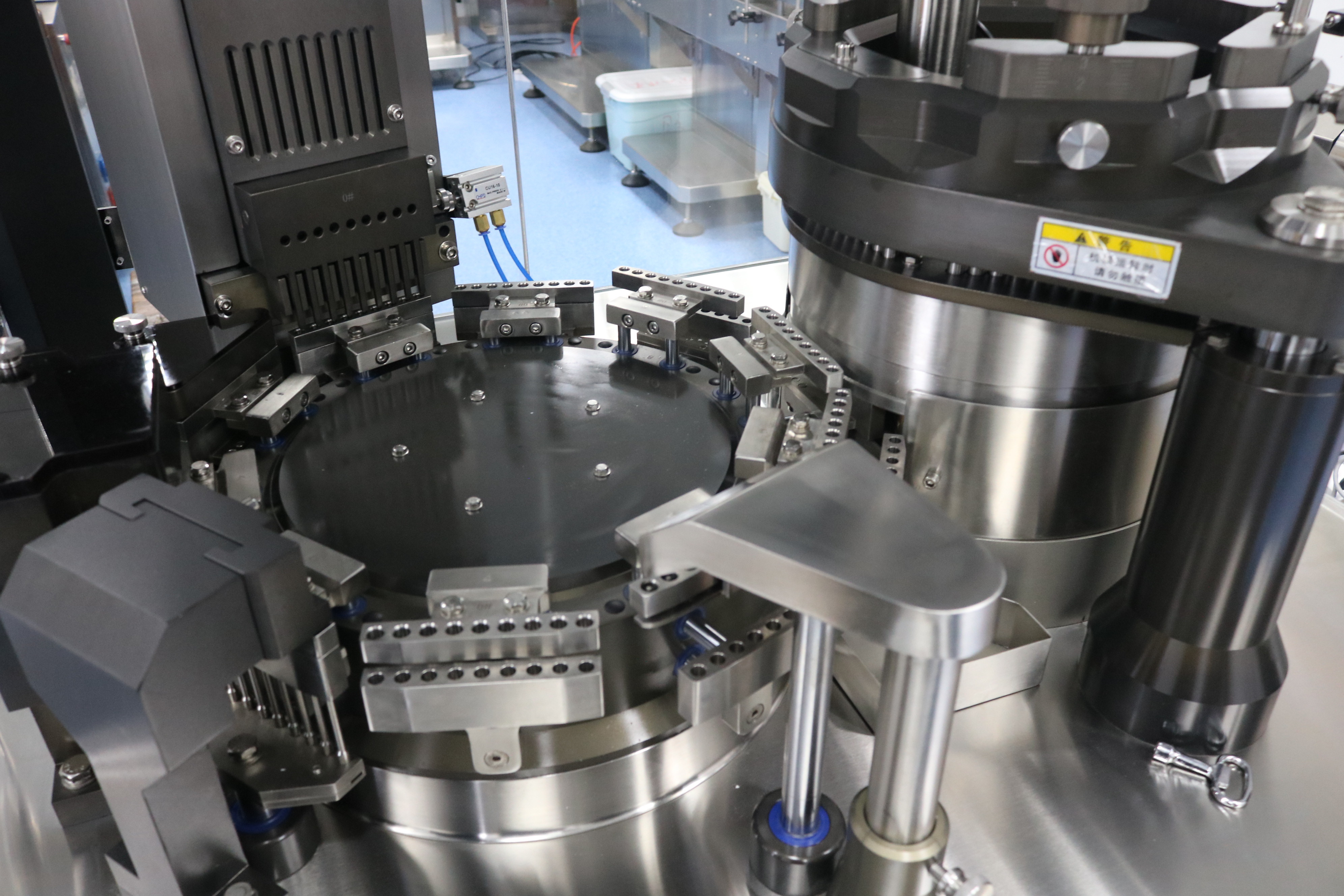 Automatic Pharmaceutical Capsule Filling Machine For Powder Pellet