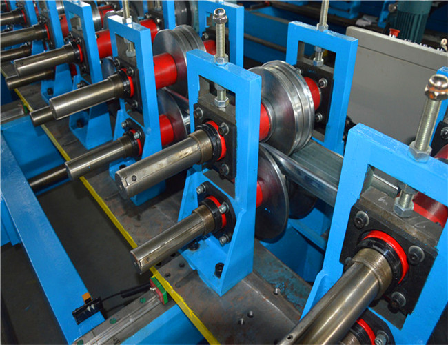 Fast Speed M Purlin Roll Forming Machine With 12 Month Guarantee Period
