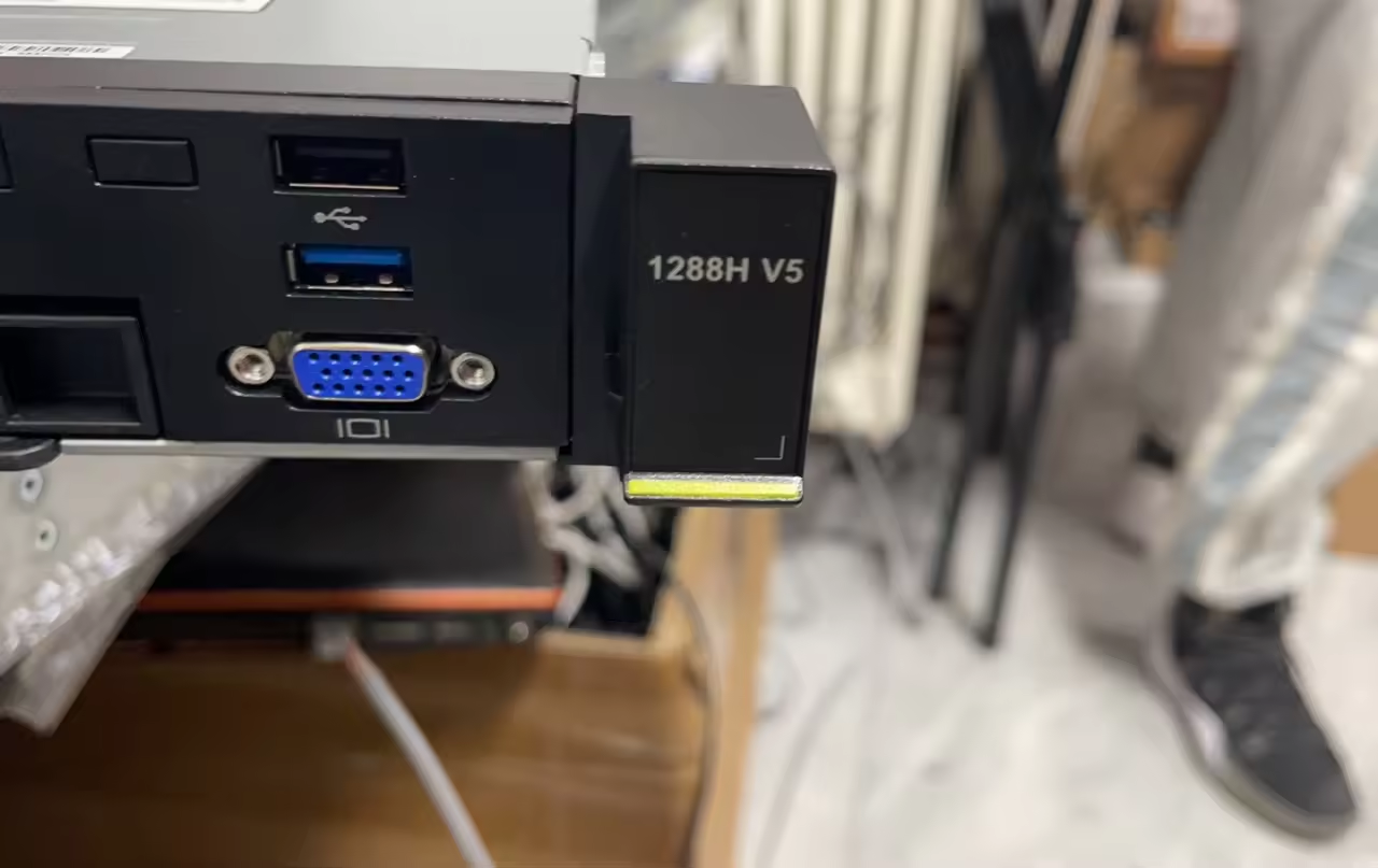 FusionServer 1288H V5 1U 2-socket Rack Server 1288hv5 with 900W Power Supply
