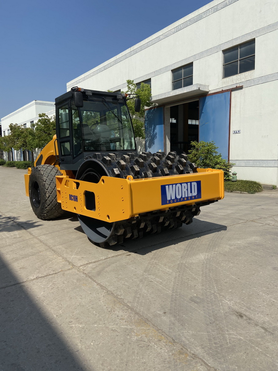 Cummins 4BTA3.9-C125 Vibratory Road Roller with Travel Speed 0-5.5km/h 0-10km/h