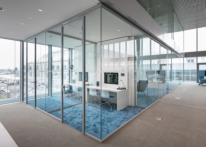Modern 108 Series Frameless glass partition with double 12mm thickness glass soundproof wall