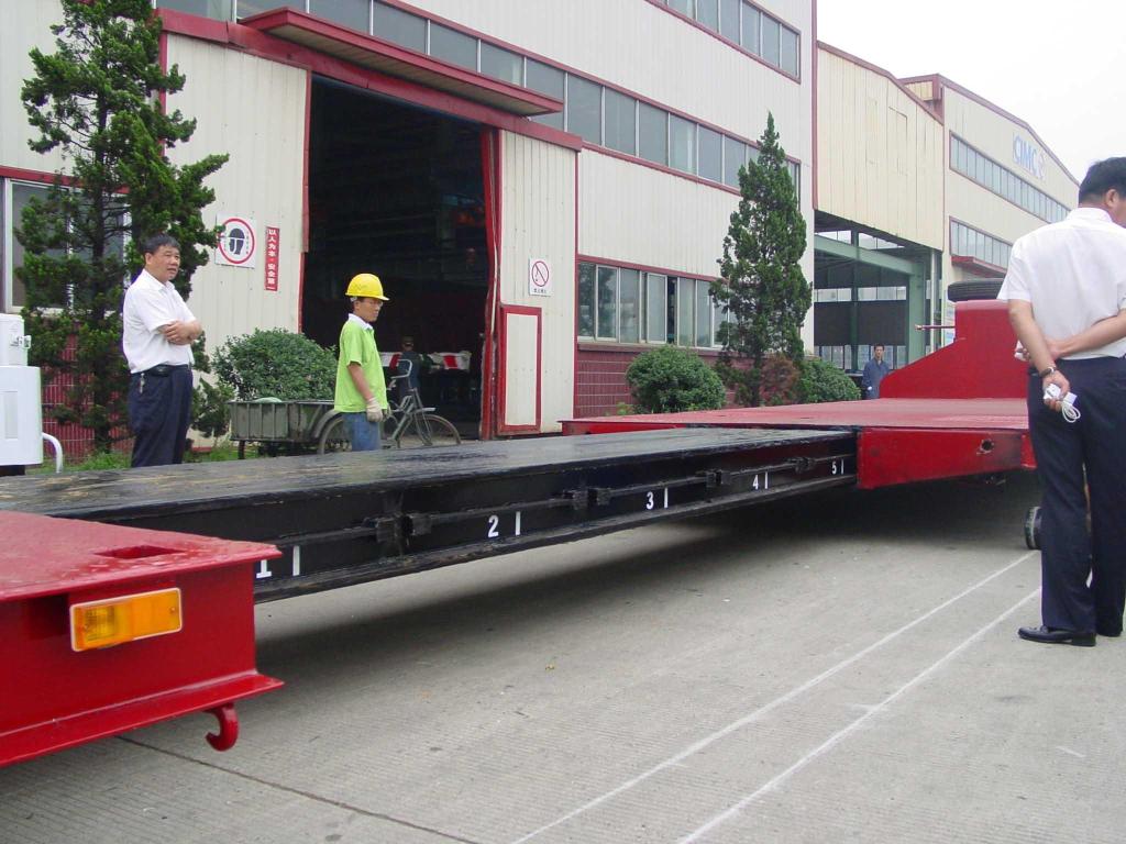 Manufacture AoTong Ramp Extendable Lowbed Semi Truck Trailer with Heavy Duty I Beam