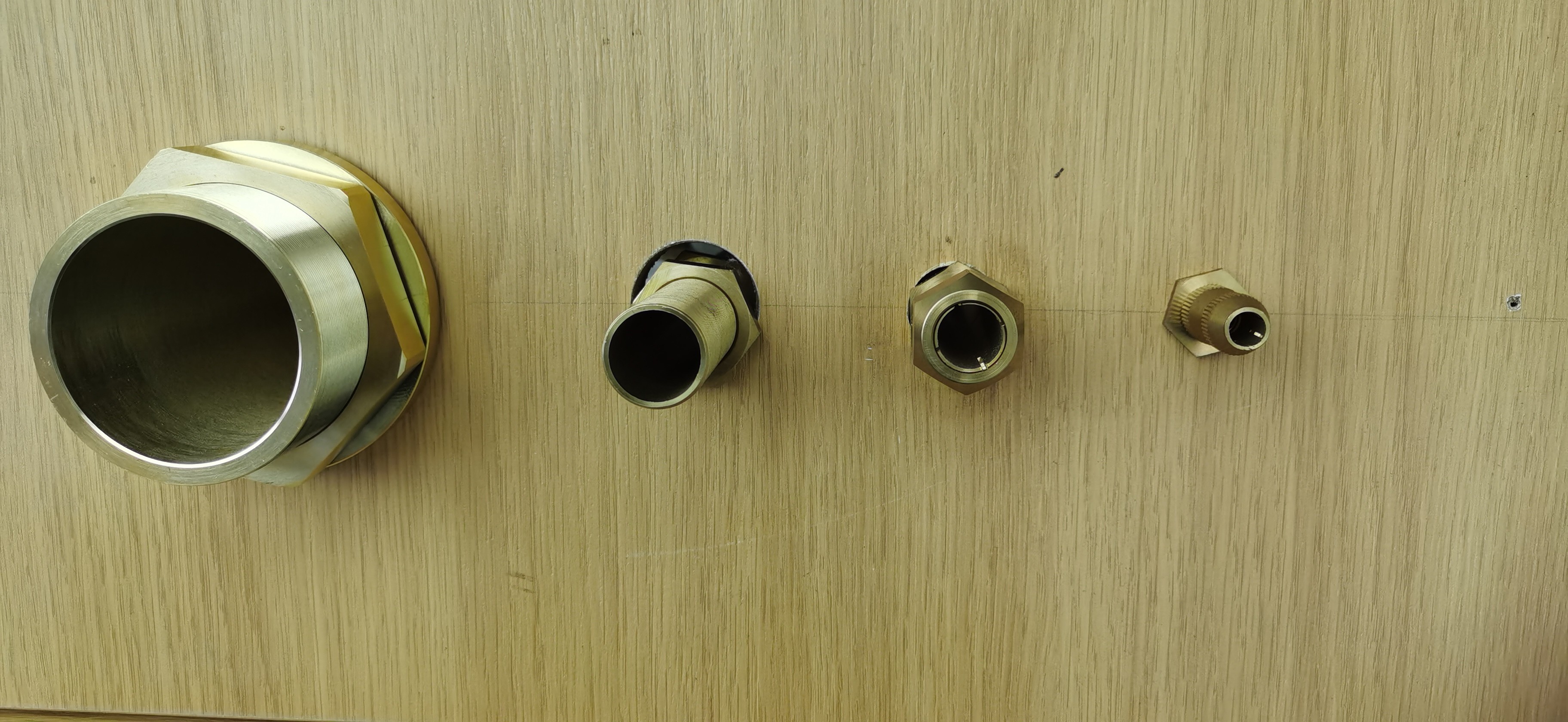 Shielded Enclosure Waveguide Pipe Honeycomb Brass Steel Optic Fiber