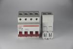 HAROK 63 Amp 2 Pole Isolator Switch White Body With Red Knob Din Rail Products