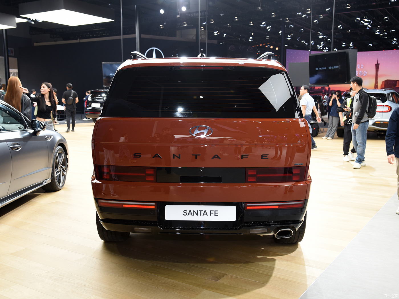 Newest 2024 Hyundai Santa Fe Traveler AWD Top SUV 248ps High Speed 210km/h 5 Doors 6/7Seats Touch Screen Yes Imported
