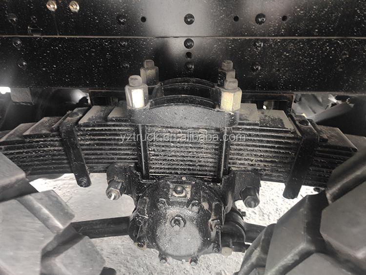 132kW 180hp Engine Power Dongfeng 6x6 LHD RHD Off Road Cargo Truck