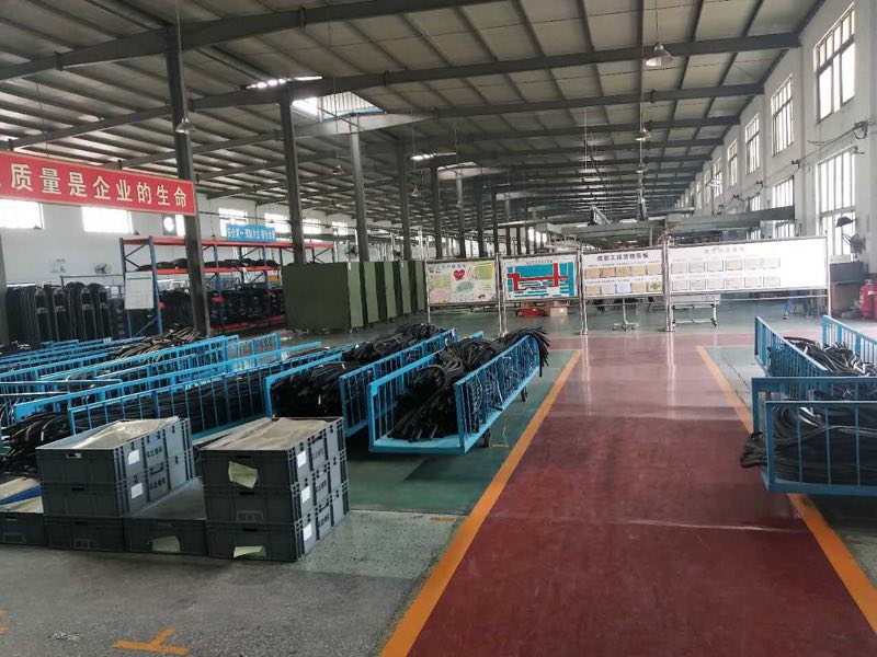 H channel water resistant EPDM rubber extrusion profile for customized gripping seal strip
