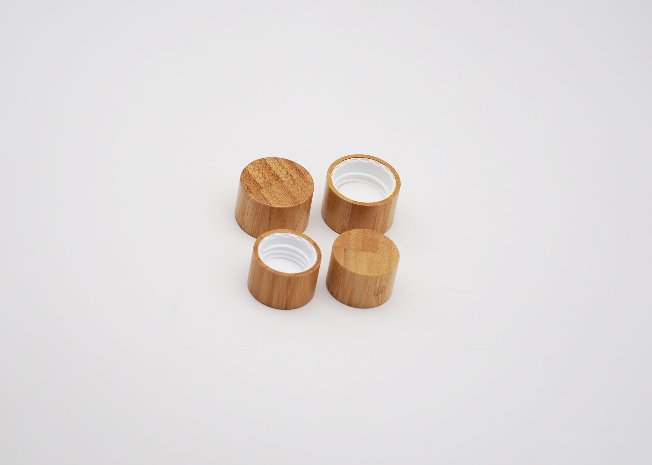 Natural Bamboo Lid Wooden Screw Cap For Cosmetic Packaging Bottle