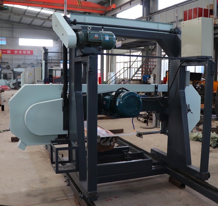 Portable wood saw cutting forestry equipment machine Horizontal timber band sawmills