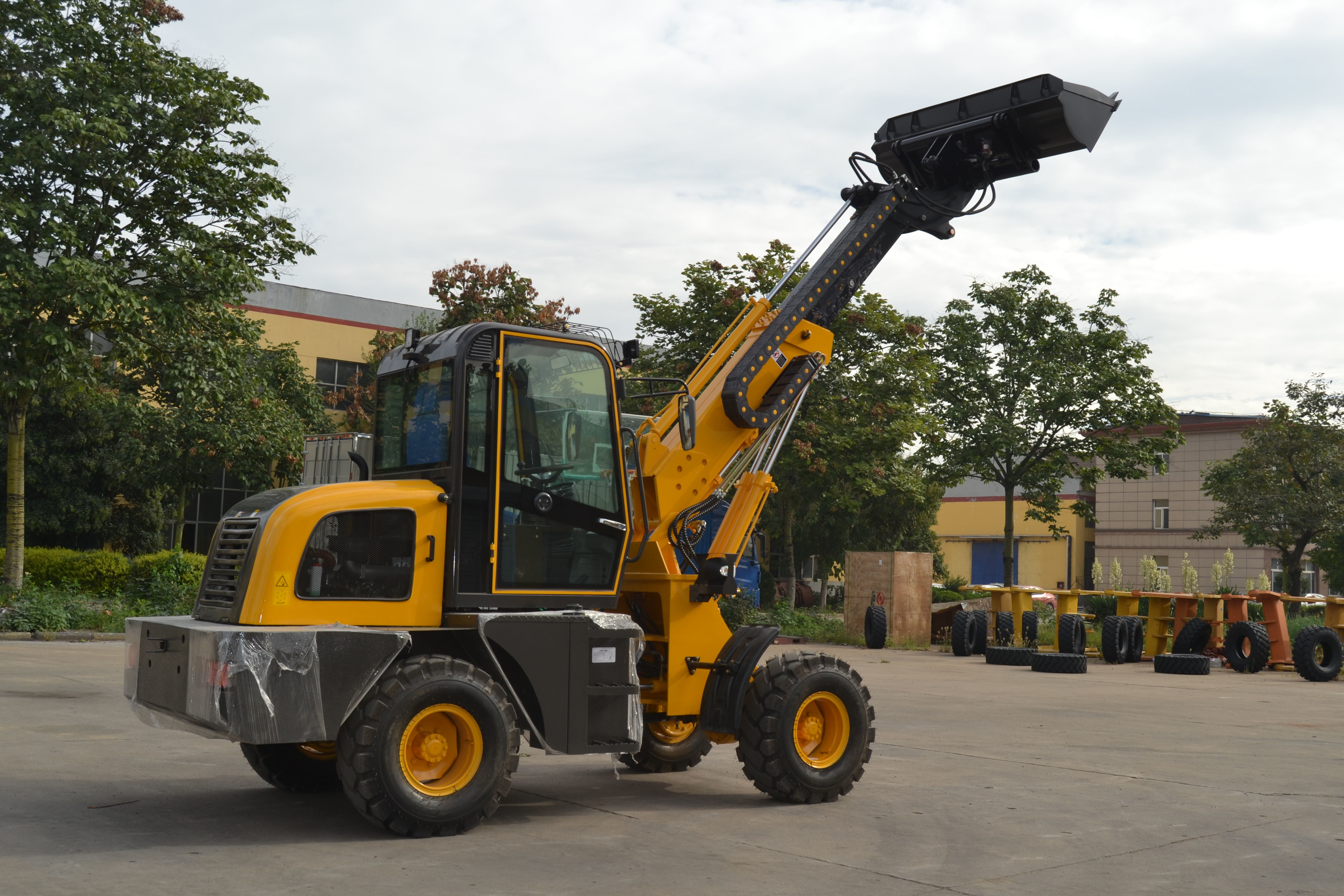 OEM 0.60m3 37KW 1.6 Ton Front Wheel Loader Machine