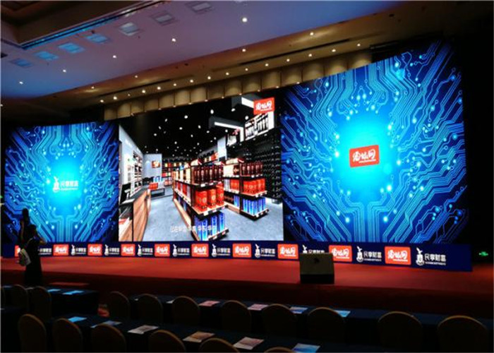 P3.91mm Refresh Rate 3840Hz Stage Rental LED Display Corner Protection