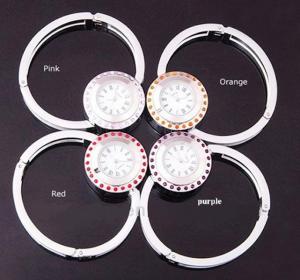Quality Bag Hanger with Watch wholesale