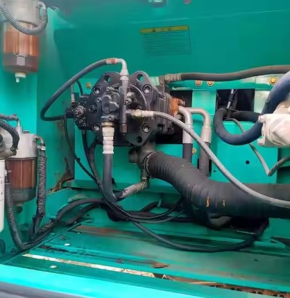 Kobelco SK200 SK200-8 Hydraulic Crawler Excavator For Heavy Duty Construction Work