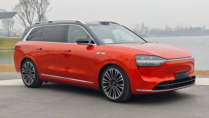 AITO M9-a luxurious and tech infused electric SUV With smartphone inspired interior, dual powertrain options