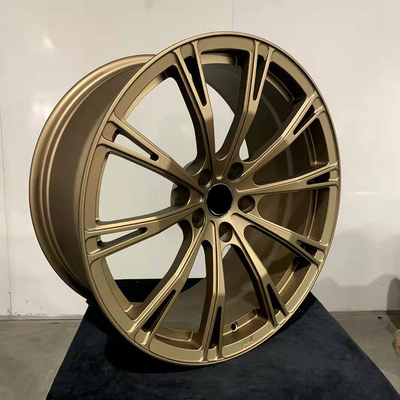 Centerlock type bright colour painting Forged Custom Wheels 18 19 Inch With Black Machine Face rims
