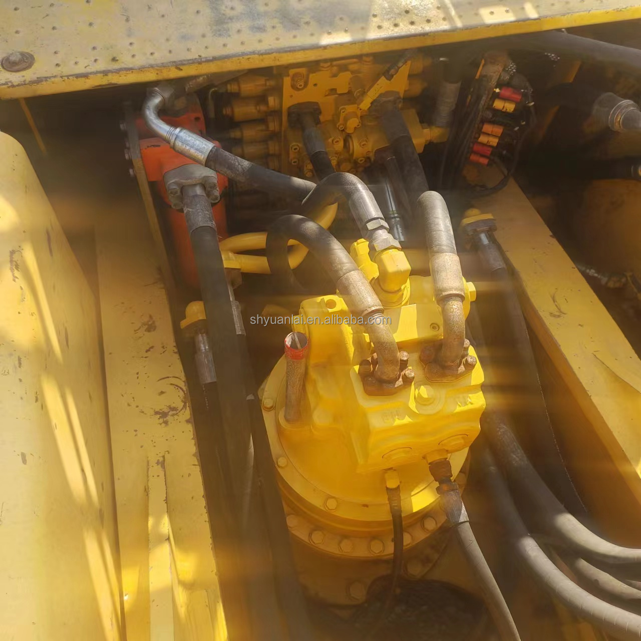 Original Hydraulic Valve Used Komatsu PC 400 Excavator with 42100KG Operating Weight