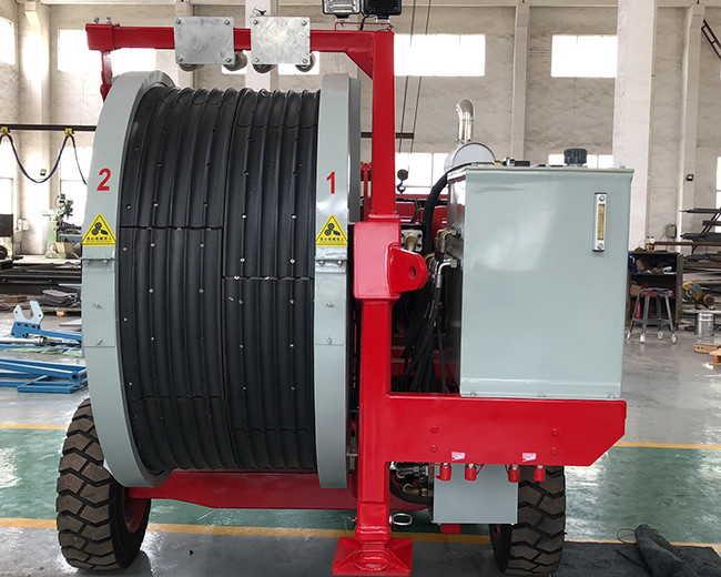 GL2x40 Electric Wire Pulling Equipment Hydraulic Tensioner With Cummins Engine