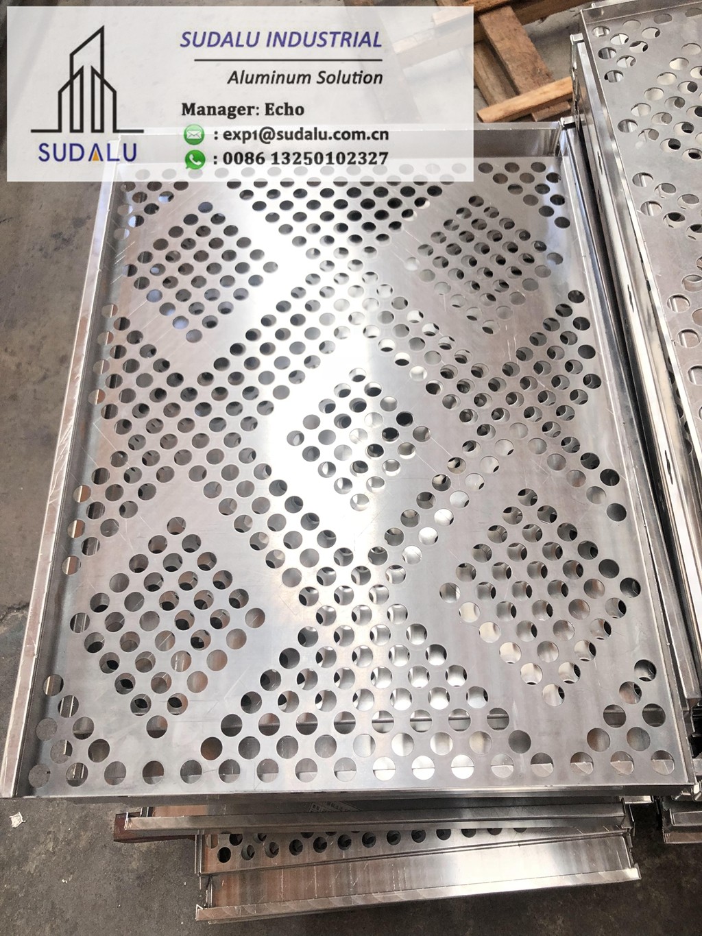 Aluminum CNC Punching Holes Ceiling Panels Customized Aluminum Perforated Ceiling Sheet